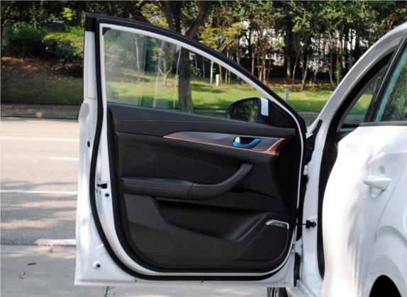 逸动XT 2018款 1.6L GDI 自动风潮型 国V 车厢座椅   前门板