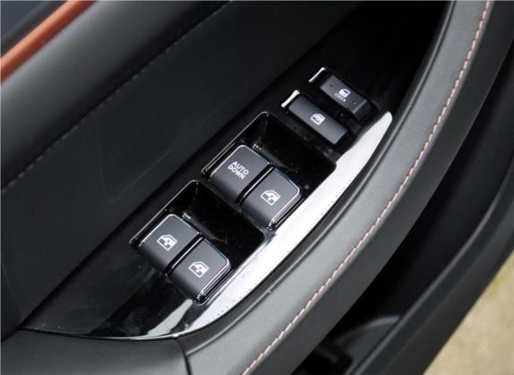 逸动XT 2018款 1.6L GDI 自动风潮型 国V 车厢座椅   门窗控制