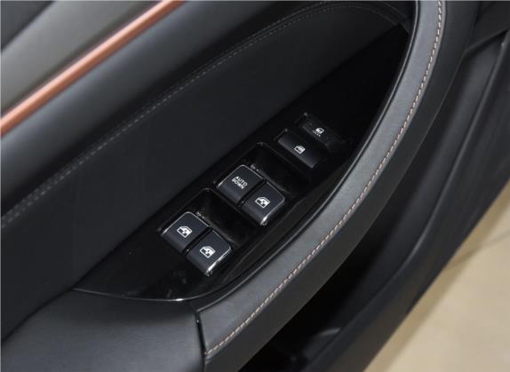 逸动XT 2019款 1.6L GDI 手动风潮型 国VI 车厢座椅   门窗控制