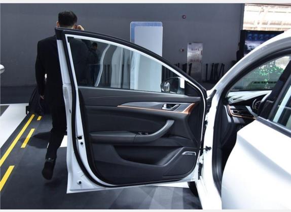 逸动XT 2019款 1.6L GDI 自动领潮型 国VI 车厢座椅   前门板