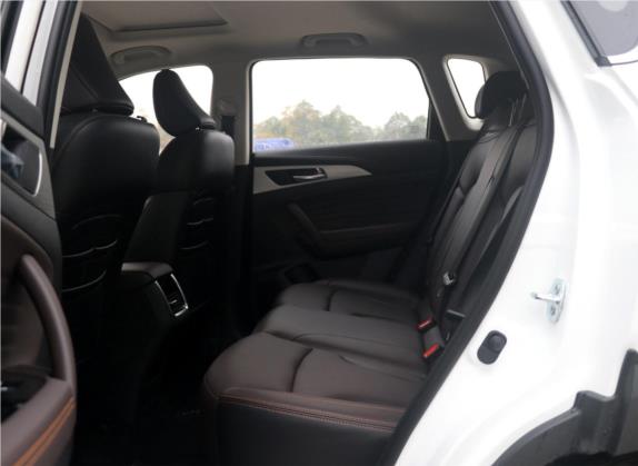 长安CS35PLUS 2018款 1.6L 自动酷联版 国V 车厢座椅   后排空间