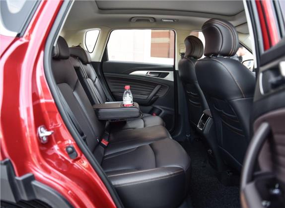 长安CS35PLUS 2018款 1.6L 自动智联版 国V 车厢座椅   后排空间