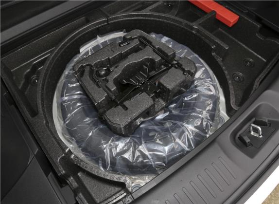 长安CS35PLUS 2020款 1.4T DCT悦联蓝鲸版 其他细节类   备胎