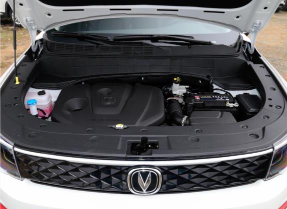 长安CS35PLUS 2021款 荣耀百万版 1.6L 手动豪华版 其他细节类   发动机舱