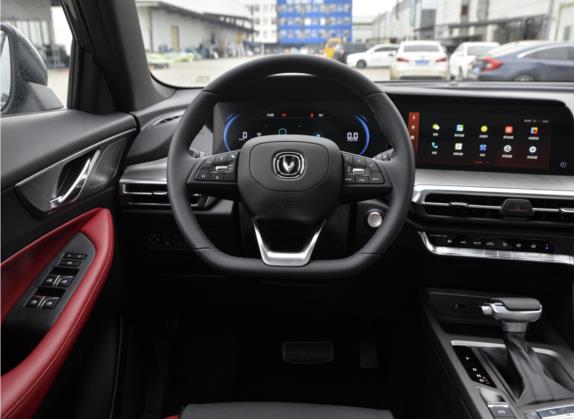 长安CS35PLUS 2021款 蓝鲸NE 1.4T DCT领航型 中控类   驾驶位
