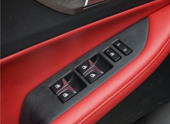 长安CS35PLUS 2021款 蓝鲸NE 1.4T DCT领航型 车厢座椅   门窗控制