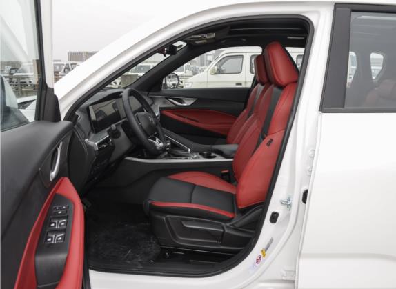 长安CS35PLUS 2022款 蓝鲸NE 1.4T DCT尊贵型 车厢座椅   前排空间