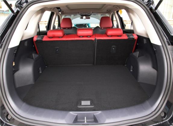 长安CS75 PLUS 2020款 1.5T 自动豪华型 车厢座椅   后备厢