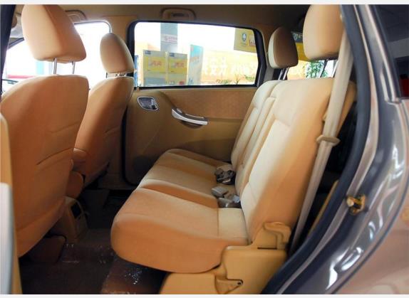 杰勋 2007款 2.0L 手动舒适型 车厢座椅   后排空间