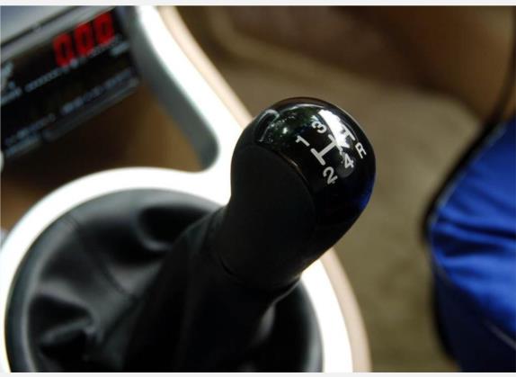 杰勋 2009款 HEV 1.5L 豪华型 中控类   挡把