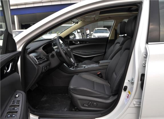 锐程CC 2020款 1.5T 自动锋锐型 车厢座椅   前排空间