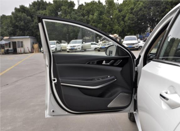 锐程CC 2020款 1.5T 自动锋锐型 车厢座椅   前门板
