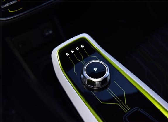奔奔E-Star 2020款 心悦版 磷酸铁锂（31.18kWh） 中控类   挡把