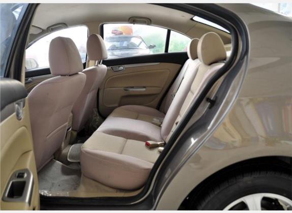 志翔 2008款 1.6L 手动舒适型 车厢座椅   后排空间