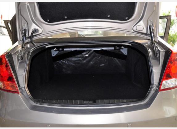 志翔 2008款 1.6L 手动舒适型 车厢座椅   后备厢