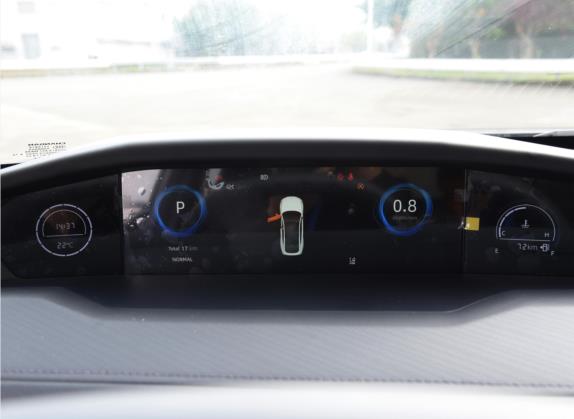 长安UNI-V 2022款 1.5T 智慧领航型 中控类   仪表盘
