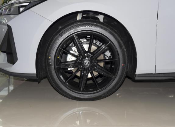 长安UNI-V 2022款 1.5T 卓越型 其他细节类   前轮