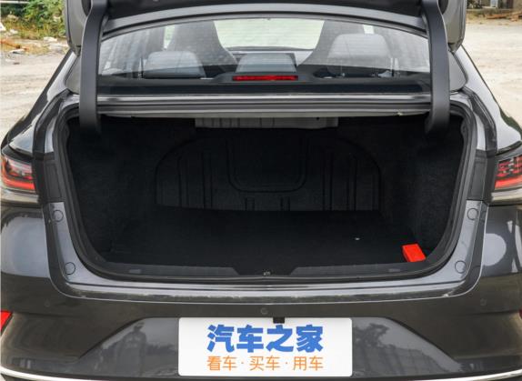 锐程PLUS 2023款 1.5T DCT领航型 车厢座椅   后备厢