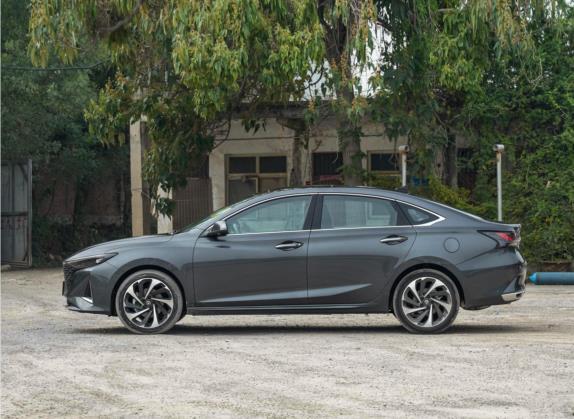 锐程PLUS 2023款 1.5T DCT领航型 外观   正侧