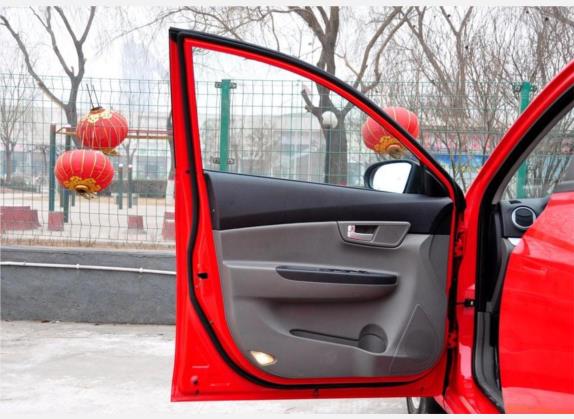 悦翔 2009款 三厢 1.5L 手动尊贵型 车厢座椅   前门板