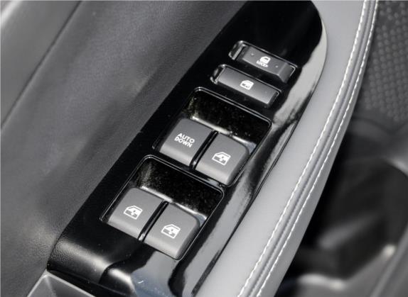 悦翔 2018款 1.4L 手动尊贵型 国V 车厢座椅   门窗控制