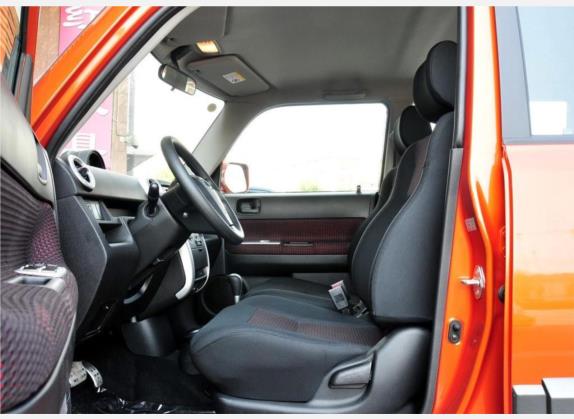 长城M2 2010款 1.5L CVT豪华型 车厢座椅   前排空间