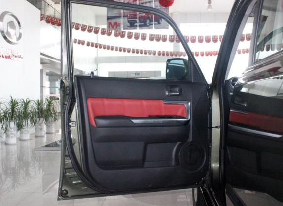 长城M2 2014款 1.5L 手动都市版 车厢座椅   前门板