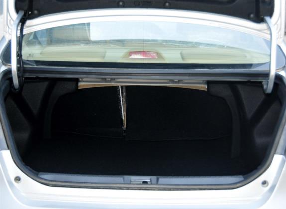 长城C30 2012款 1.5L CVT豪华型 车厢座椅   后备厢