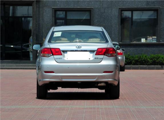 长城C30 2012款 1.5L CVT豪华型 外观   正后
