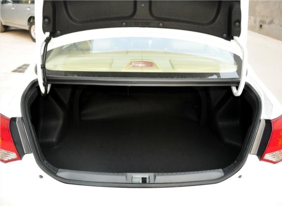 长城C30 2012款 1.5L 手动精英型 车厢座椅   后备厢
