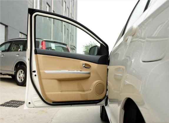 长城C30 2012款 1.5L 手动精英型 车厢座椅   前门板