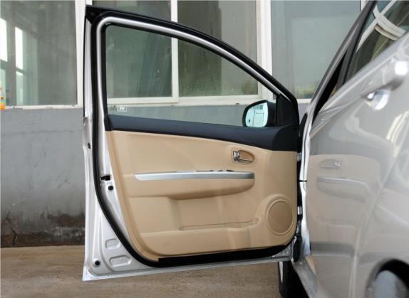 长城C30 2013款 1.5L 手动舒适型 车厢座椅   前门板