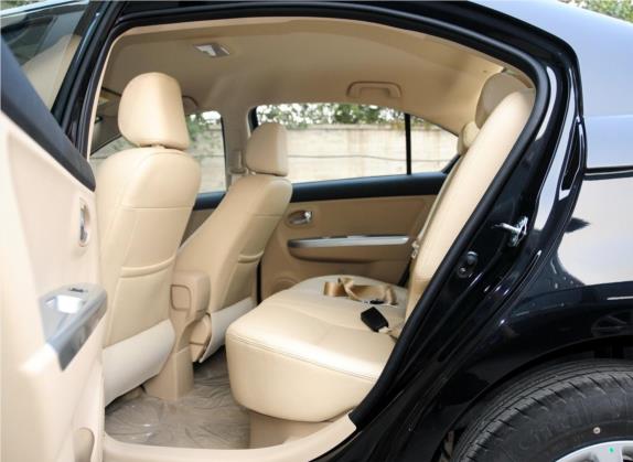 长城C30 2013款 1.5L 手动豪华型 车厢座椅   后排空间