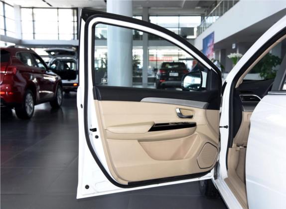 长城C30 2015款 1.5L AMT舒适型 车厢座椅   前门板