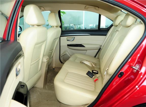 长城C30 2015款 1.5L 手动豪华型 车厢座椅   后排空间