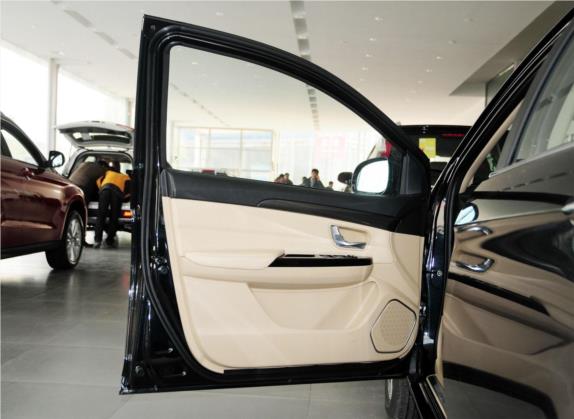 长城C30 2015款 1.5L AMT豪华型 车厢座椅   前门板