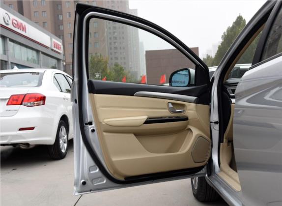 长城C30 2016款 1.5L 手动舒适型 车厢座椅   前门板