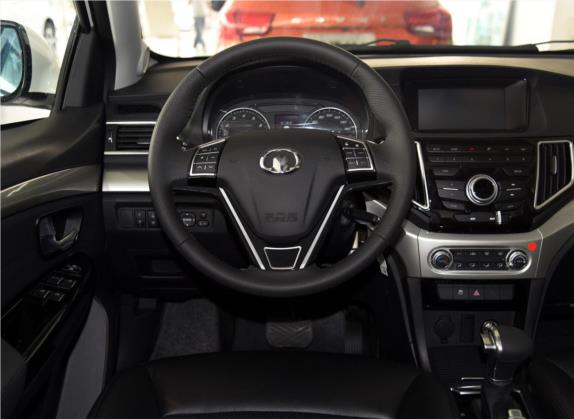 长城C30 2016款 1.5L AMT豪华型 中控类   驾驶位