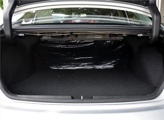 长城C50 2014款 升级版 1.5T 手动精英型 车厢座椅   后备厢