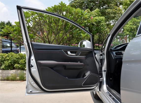 长城C50 2014款 升级版 1.5T 手动精英型 车厢座椅   前门板