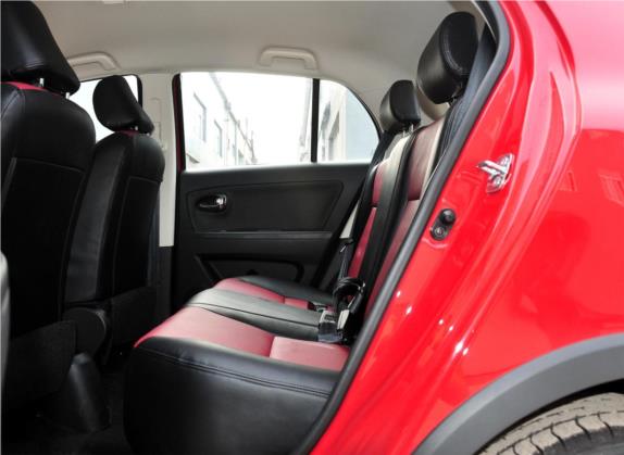长城C20R 2011款 1.5L 手动都市型 车厢座椅   后排空间