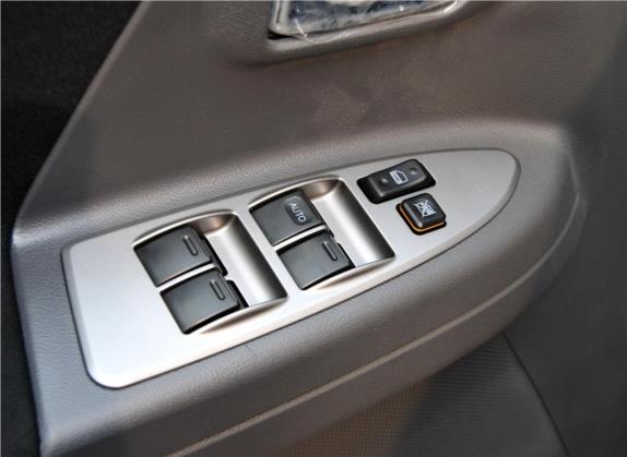 长城V80 2012款 1.5T 手动实尚型 车厢座椅   门窗控制