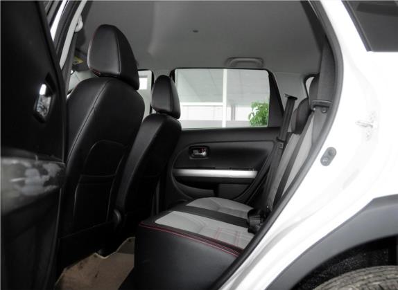 长城M4 2014款 1.5L 手动豪华型 车厢座椅   后排空间