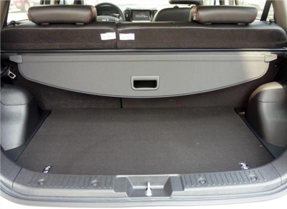 长城M4 2014款 1.5L 手动精英型 车厢座椅   后备厢