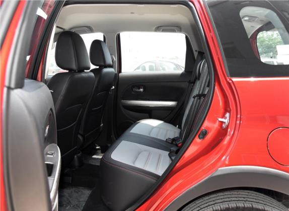 长城M4 2015款 1.5L AMT豪华型 车厢座椅   后排空间