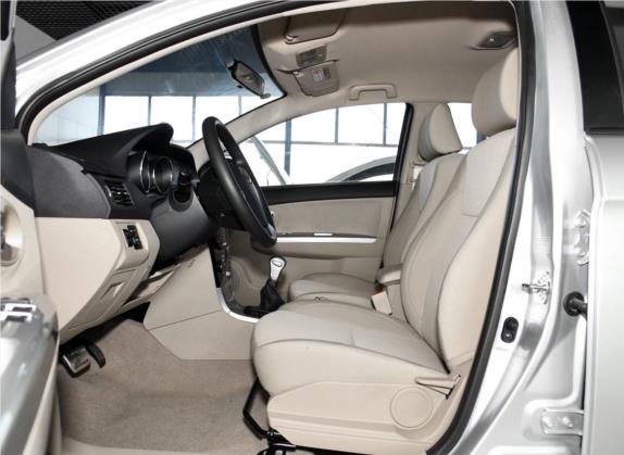 长城C30新能源 2017款 EV 舒适型 车厢座椅   前排空间