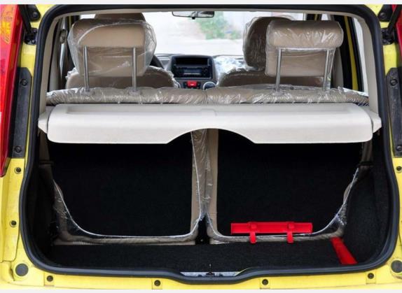 长城精灵 2008款 1.3L 舒适型 车厢座椅   后备厢