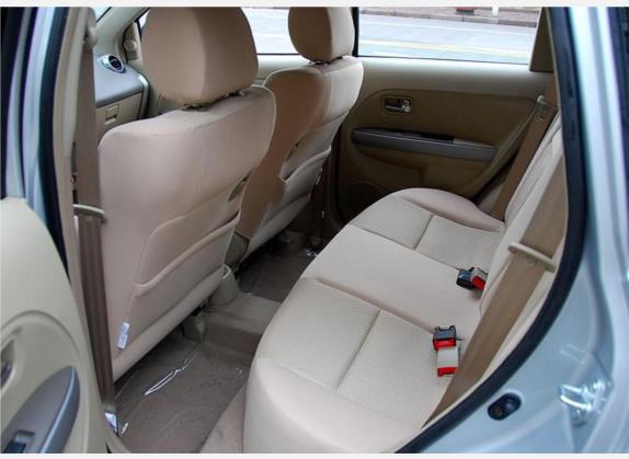炫丽 2009款 1.3VVT 豪华型 车厢座椅   后排空间