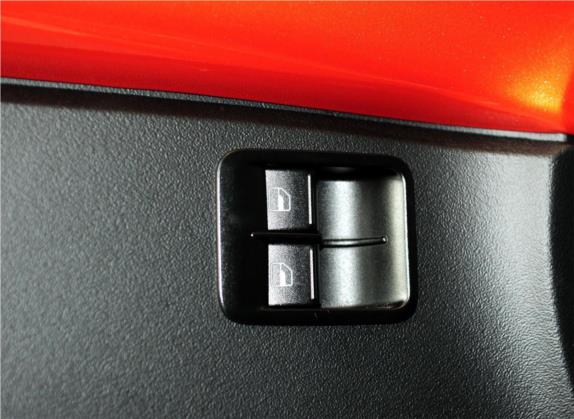 甲壳虫 2010款 2.0 BlackOrange舒适版 车厢座椅   门窗控制