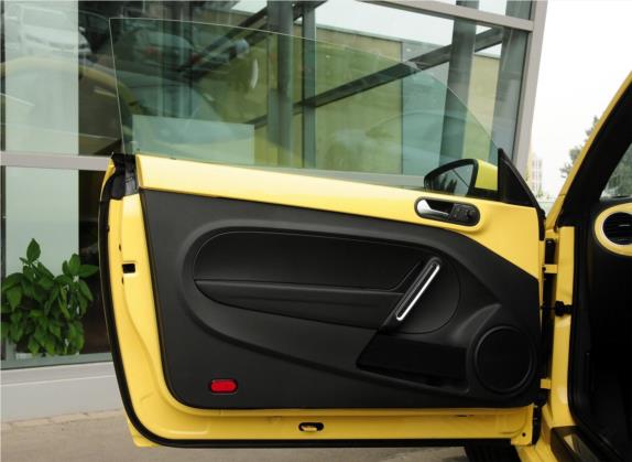甲壳虫 2013款 1.4TSI 舒适型 车厢座椅   前门板